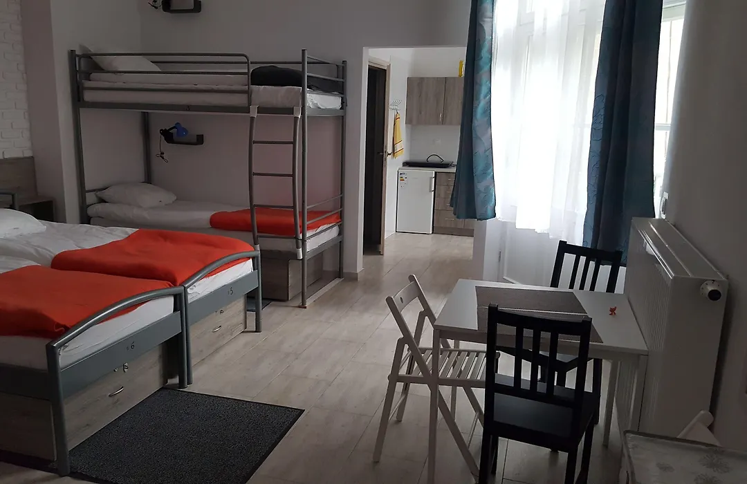Hostel Lwowska 11-1